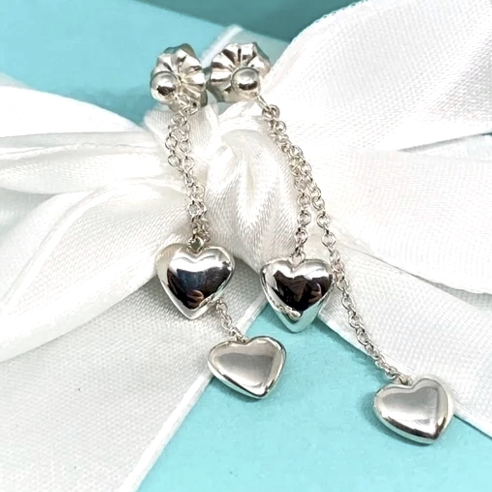 Tiffany & Co. Puffed Heart Dangle drop Earrings  925  box